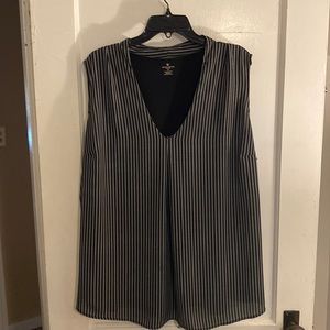 Grey and Black Striped Sleeveless Size 3X